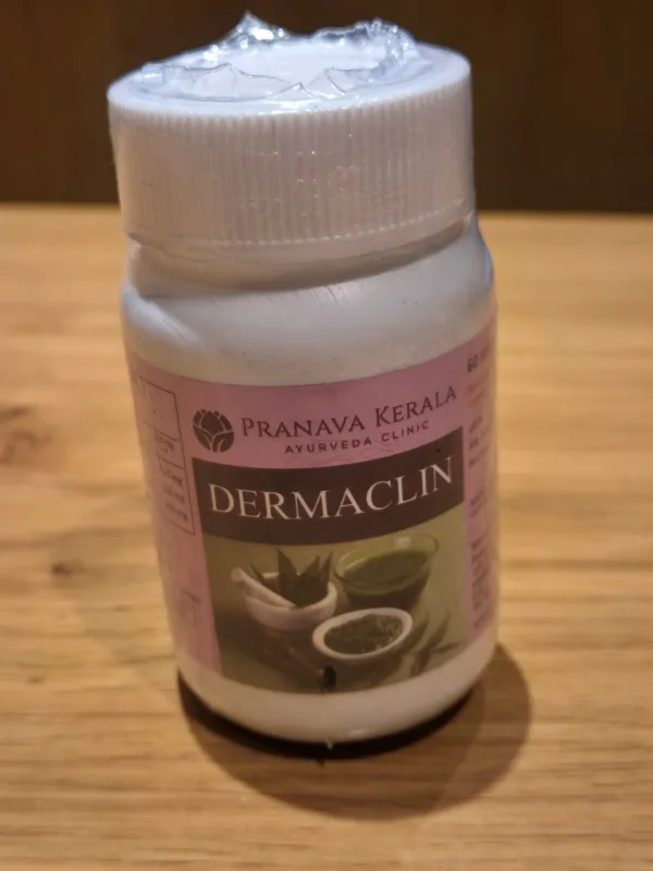 Buy Dermaclin Capsules - Pranava Ayurveda UK